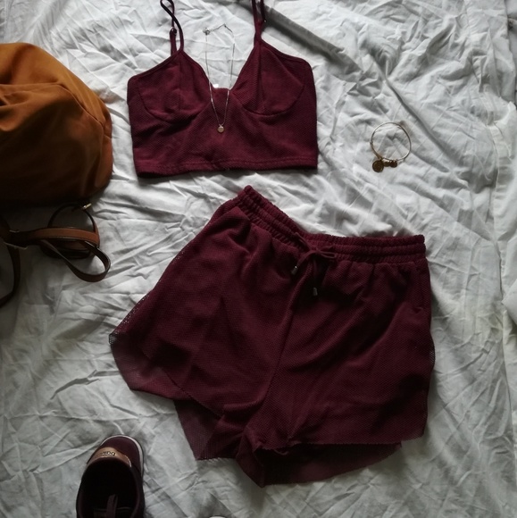 Burgundy two-piece romper set - Picture 7 of 7